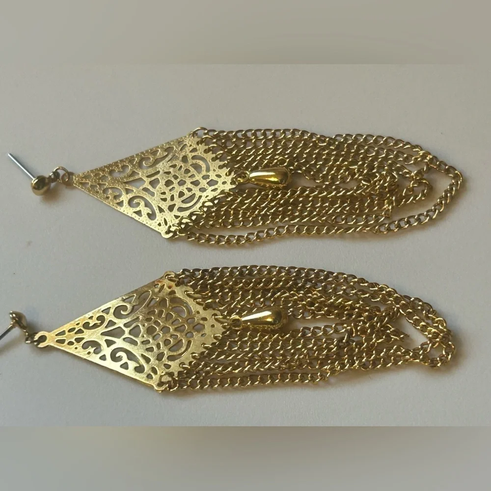 Vintage Gold Filigree Fringe Chandelier Earrings Boho Statement Gold Earrings - Picture 5 of 5